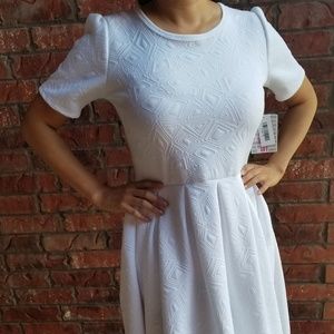 LuLaRoe – Amelia Dress